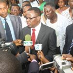 Conférence de Presse de Maurice KAMTO à Douala Jeudi 04 février 2016 pour exiger la réforme urgente du code électoral afin de sauver la Paix au Cameroun par des élections libres, transparentes et démocratiques